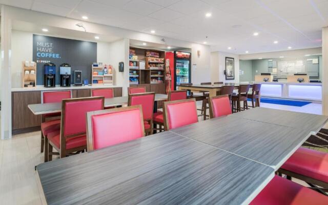 Holiday Inn Express Plymouth by IHG