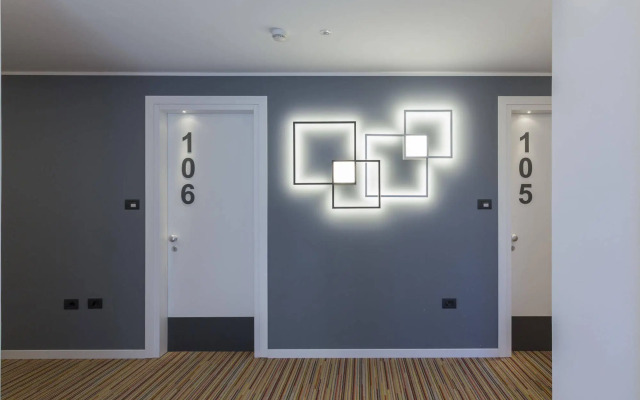 Tourist Hotel