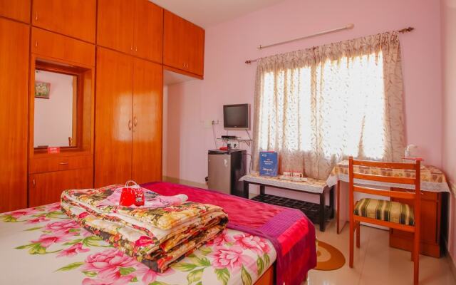 OYO 894 Apartment Hotel 510 Chetana