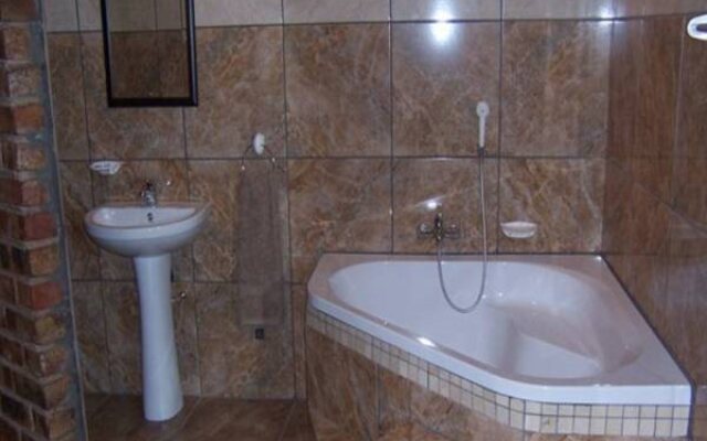 Agros Guest House