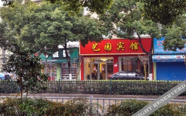 Yiyuan Hotel