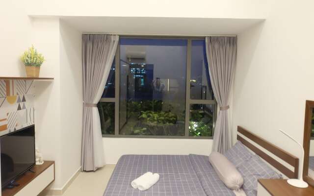 Spacious Saigon