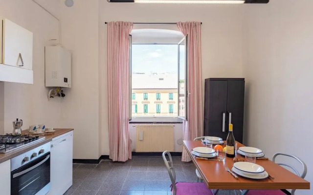 Piazza Colombo House Historic Center