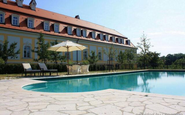 Hotel Château Bela