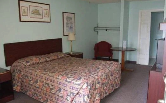 ELF Express Hotel Baton Rouge LA