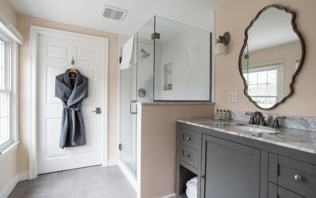 Howard House Lodge B&B