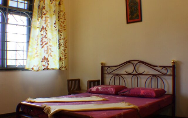 Teratai Homestay Taman Kinrara 2
