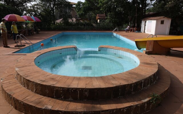 Gujarat Bhavan Hotel