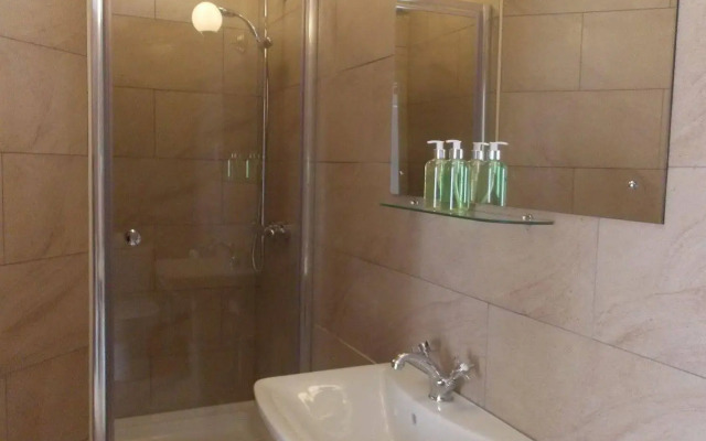 The Mountford Hotel - Free Parking