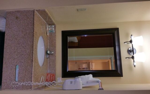 Quality Inn I-70 Wanamaker
