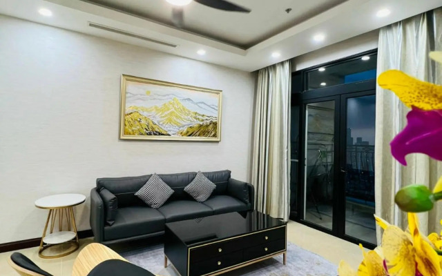 Vinhomes Royal City Luxury Apartment 3 Br