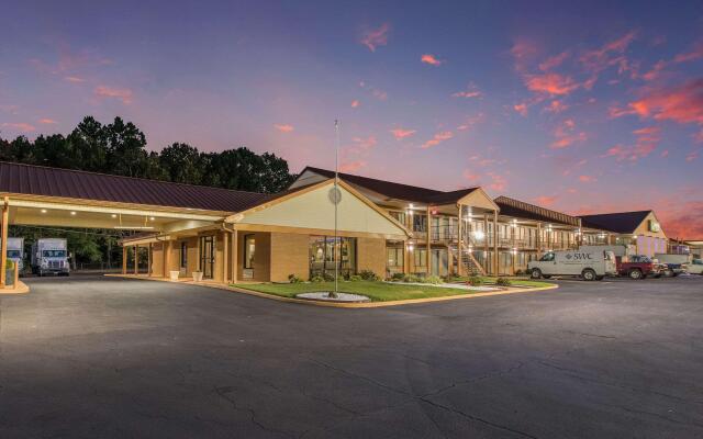 Quality Inn & Suites Corinth West