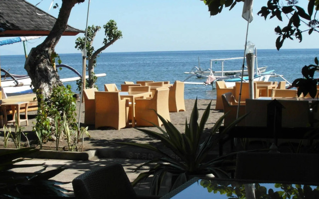 Starlight Hotel Lovina