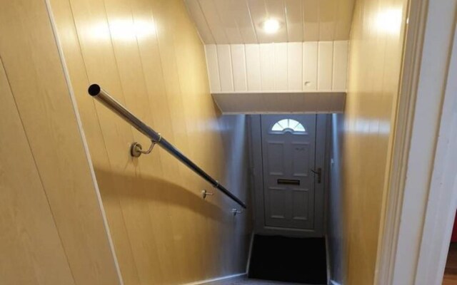 Birtley's Diamond 3 bed Apt, Sleeps 6 Guests