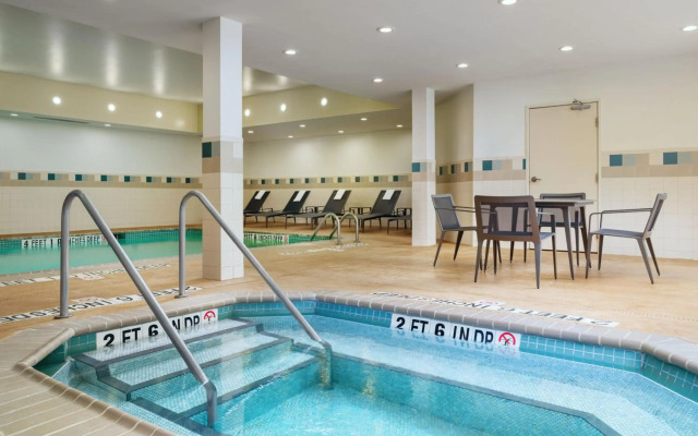 Courtyard by Marriott Kingston