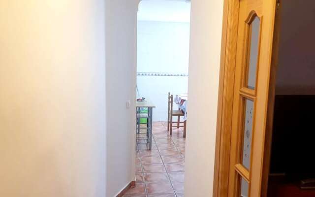 House With One Bedroom In Coslada, With Wonderful City View, Terrace And Wifi