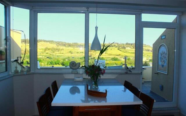 Seagull Penthouse Marsaxlokk