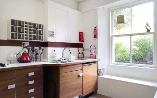 3 Bedroom Apartment With Private Entrance