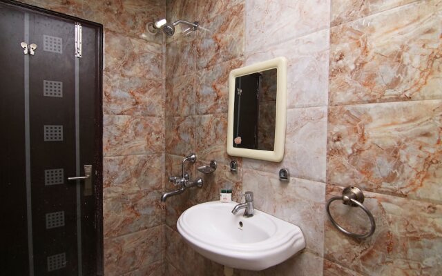 OYO 22756 Diksha Hotel