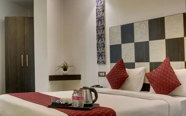 Hotel Silky Palace By GRB