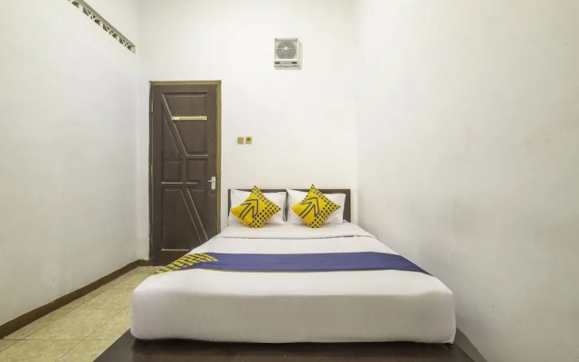 SPOT ON 2395 Hotel Aden 2 Syariah – Guest Rooms – Tasikmalaya