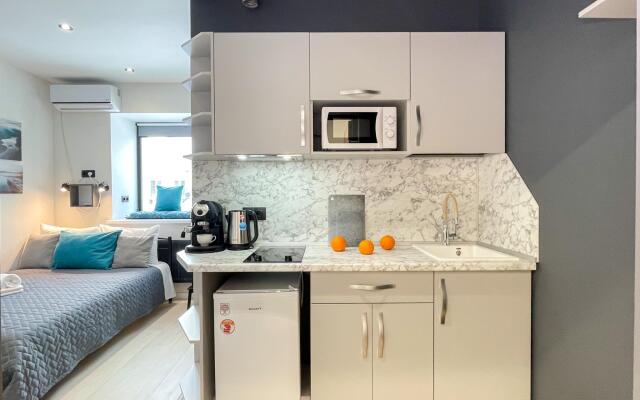 Апартаменты на Медовом переулке 8