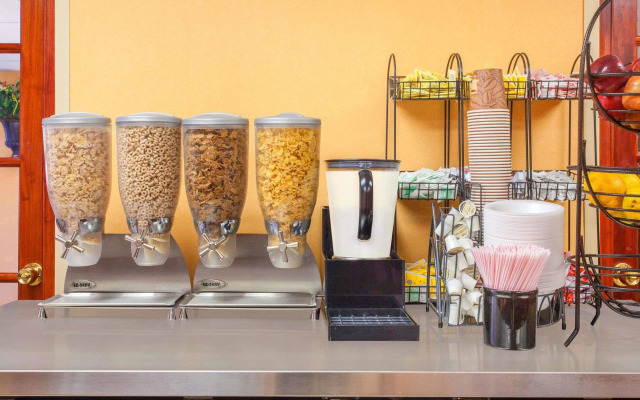 Howard Johnson Inn Suffern