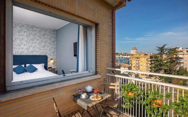 Bloom Hotel Rome