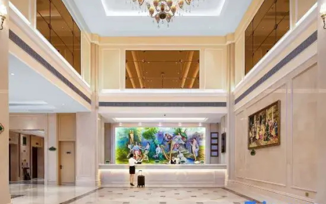 Vienna International Hotel Changshu Haiyu town government store