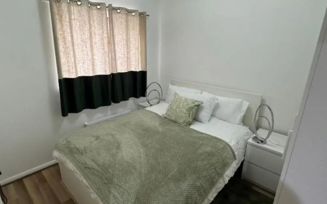 Stunning 3-bed House in Manchester