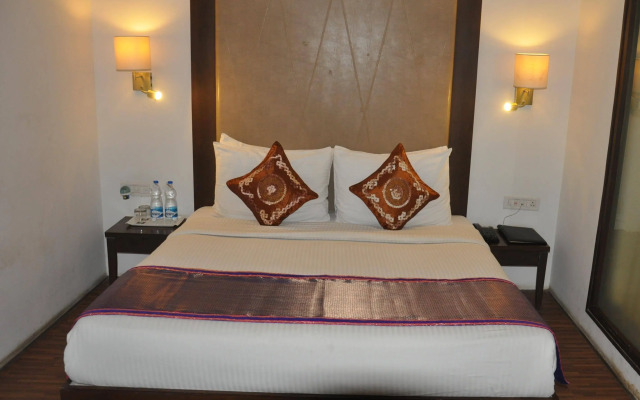 Hotel Clarks Collection Bhavnagar