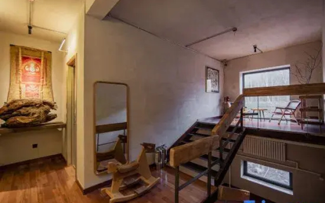 Yabuli QuShe Four seasons Private Lakefornt B&B