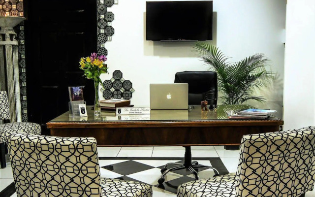La Isabela Suites