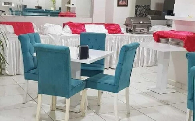 Sera Hotel
