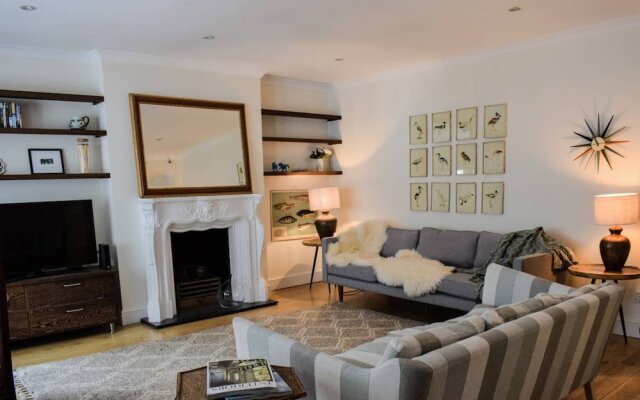 Chic And Cosy 2 Bedroom Flat By Earl's Court Tube