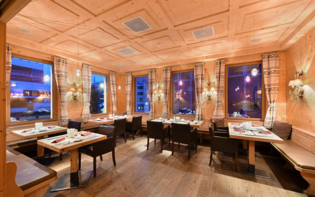 Hotel Piz