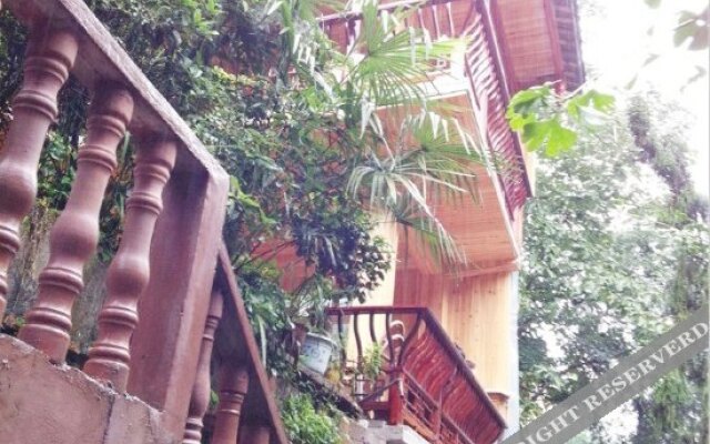 Ya'an Shangli Moziwan Inn