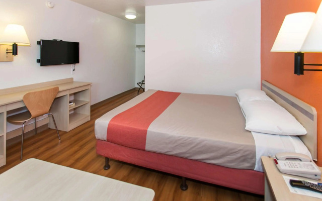 Motel 6 Rosemead, CA - Los Angeles