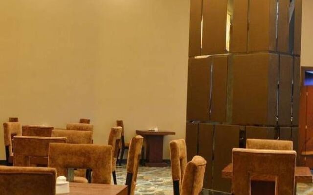 Dong Cheng Jing Jiang Hotel