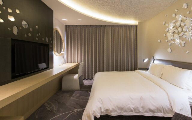 CBD Qianyuan International Business Hotel