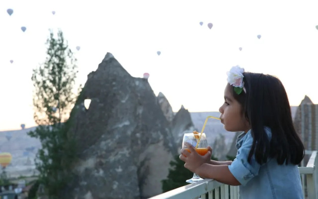 Unicorn Cave Hotel