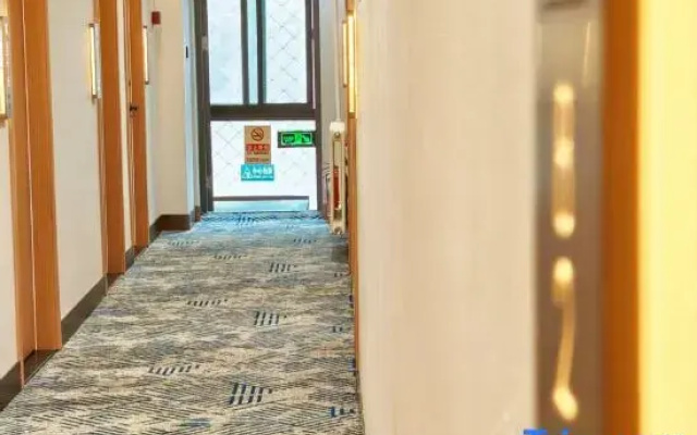 Guoshuai Hotel (Beijing Tiananmen Square Qianmen Branch)