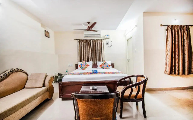 Fabhotel Aditya Yatri Nivas