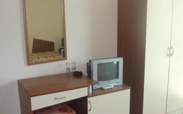 Family Hotel Dayana