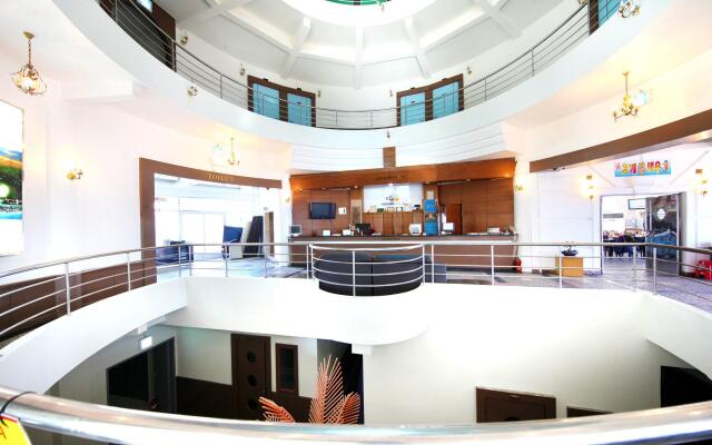 Geojae Queen Cruise Resotel