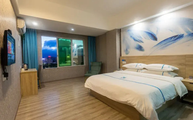 Lily Hotel ( Yangxi West Lake )