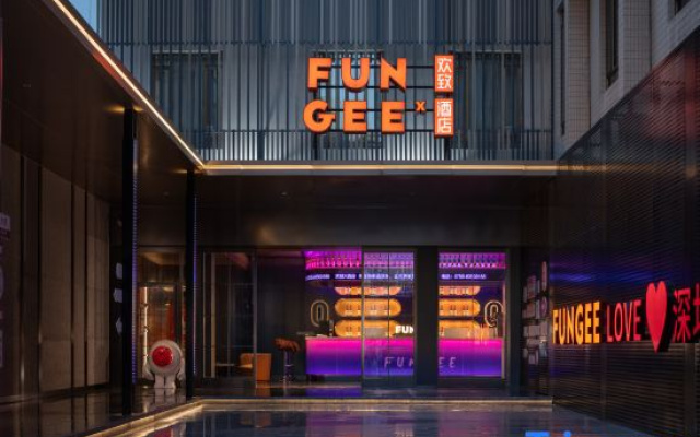 FUNGEE X Hotel (Shenzhen Huaqiangbei Sports Center Store)