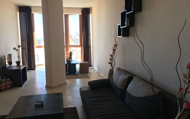 Beach Aparthotel Salt Lake