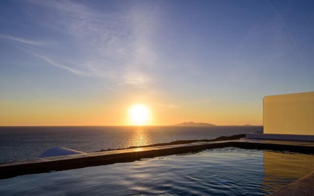LF Suites & Villas