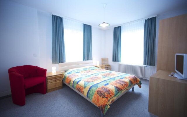 Adventure Guesthouse